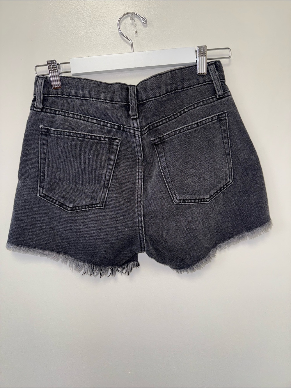 Gap (2) Black Denim High Rise Cheeky Short Jean Shorts - Picture 3 of 4